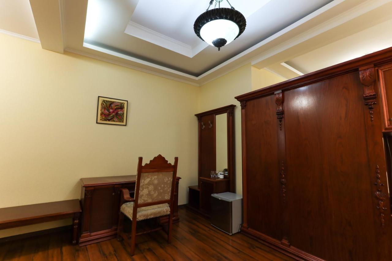 Aeetes Palace Kutaisi Exterior foto